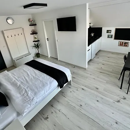 Apartment Gusti Jr